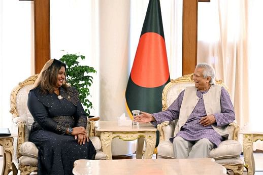 Yunus urges Maldives to regularise undocumented Bangladeshis